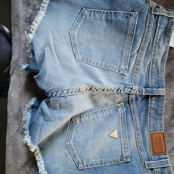 Denim shorts - Picture 6 of 6